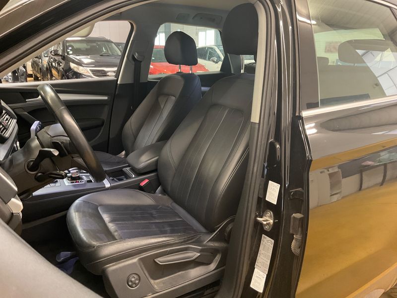 Audi Q5 2.0 TDI quattro Business Executive 2018 – снимка 25