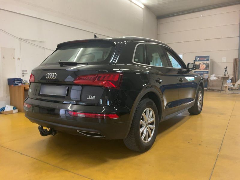 Audi Q5 2.0 TDI quattro Business Executive 2018 – снимка 8