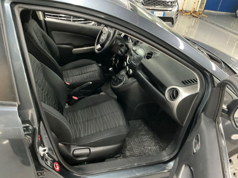 Mazda 2 1.3 Independence 2009 – снимка 3