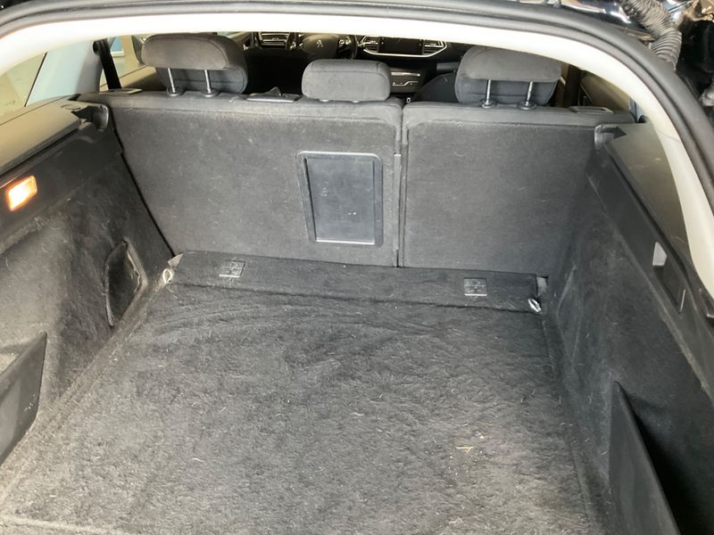 Peugeot 308 1.5 Blue-HDi Active Business 2019 – снимка 25