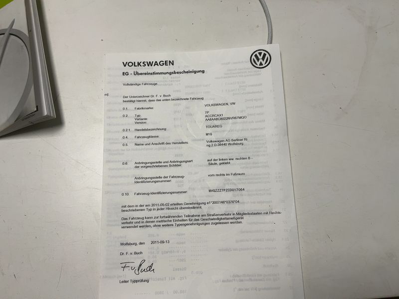 Volkswagen Touareg 3.0 V6 TDI BlueMotion Tech 2011 – снимка 21