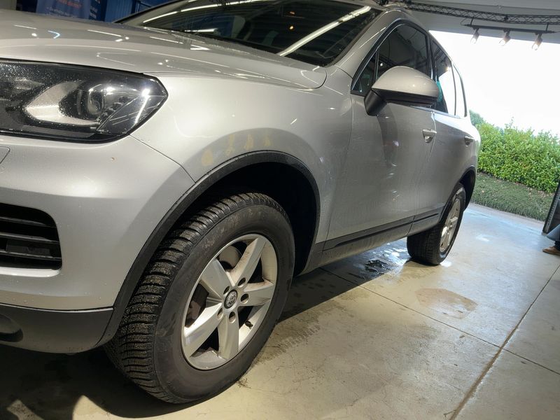 Volkswagen Touareg 3.0 V6 TDI BlueMotion Tech 2011 – снимка 2