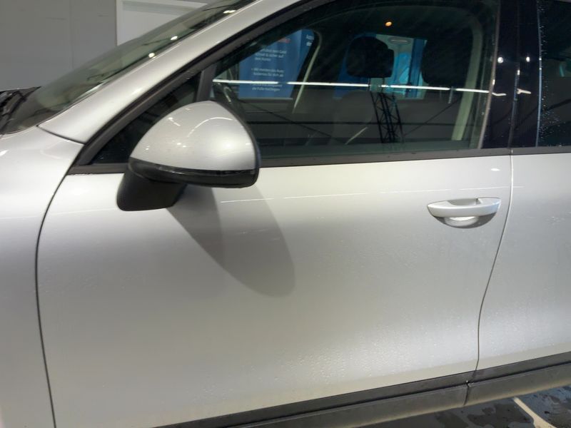Volkswagen Touareg 3.0 V6 TDI BlueMotion Tech 2011 – снимка 4