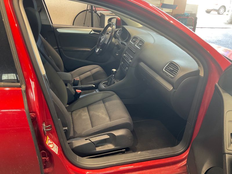 Volkswagen Golf VI 1.2 TSI Team BlueMotion Tech 2010 – снимка 3