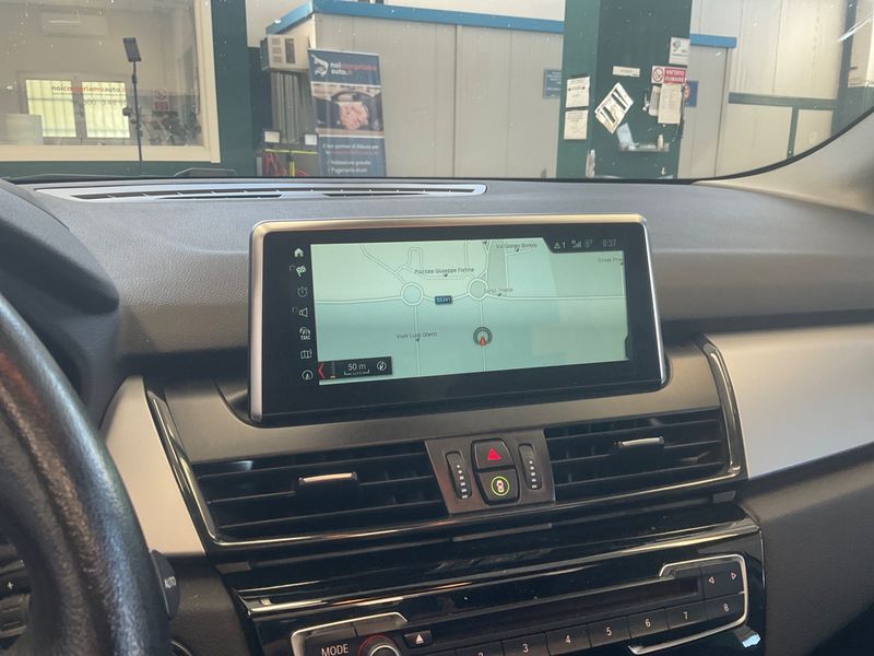BMW 2er 216d Active Tourer Advantage 2018 – снимка 26