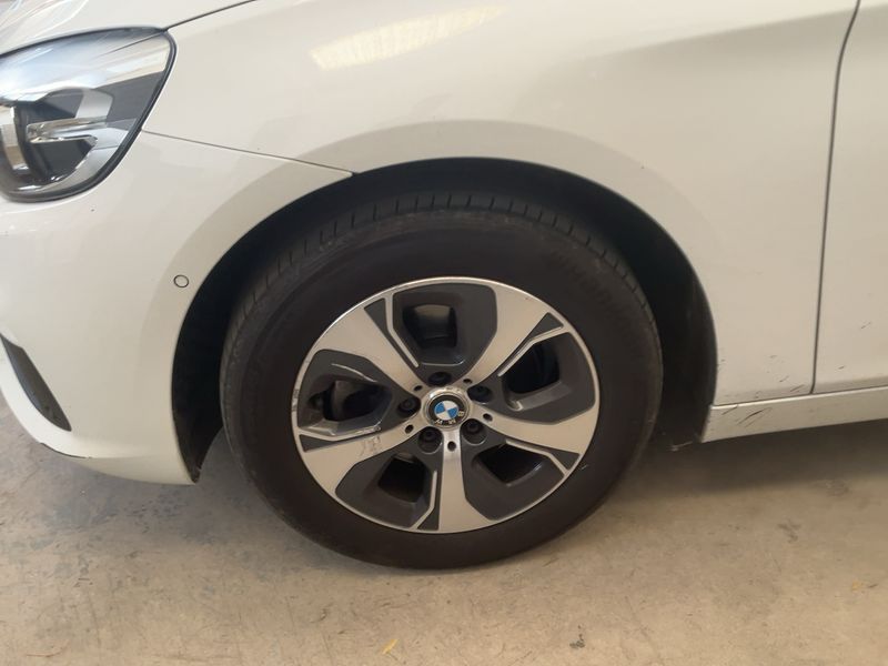 BMW 2er 216d Active Tourer Advantage 2018 – снимка 3