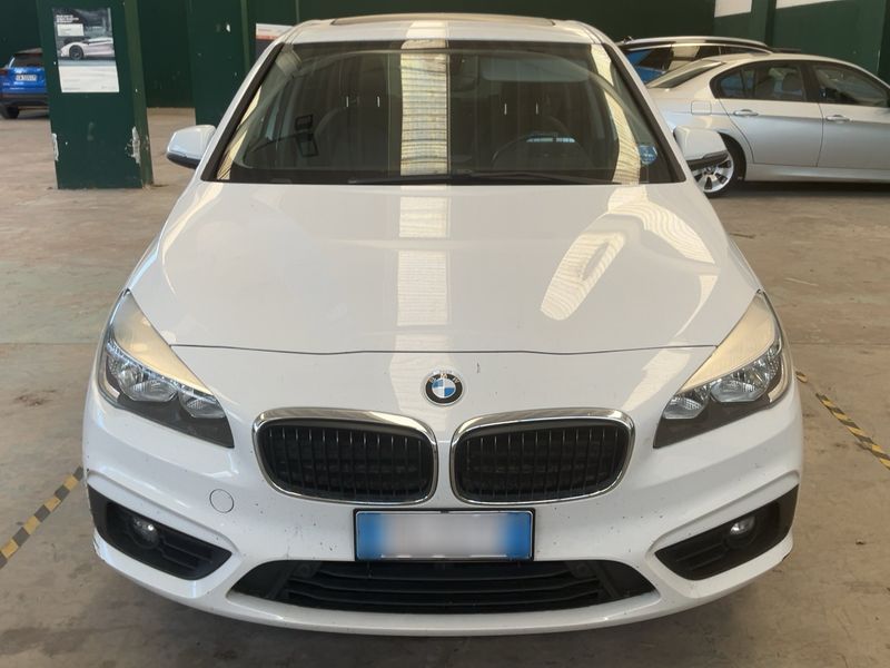 BMW 2er 216d Active Tourer Advantage 2018 – снимка 14