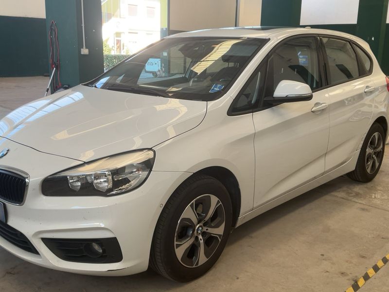 BMW 2er 216d Active Tourer Advantage 2018 – снимка 2