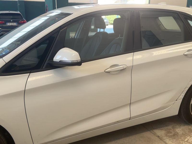 BMW 2er 216d Active Tourer Advantage 2018 – снимка 4