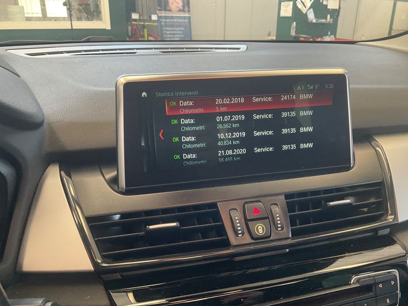 BMW 2er 216d Active Tourer Advantage 2018 – снимка 23