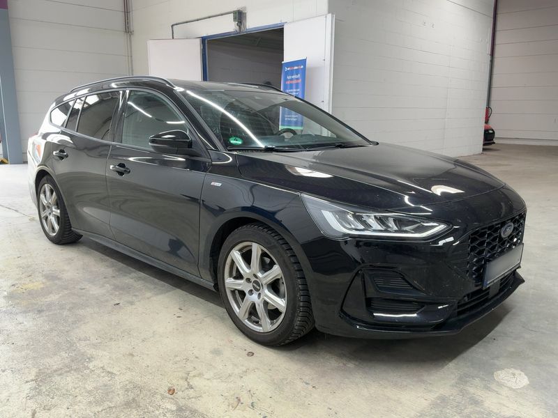 Ford Focus 1.0 EcoBoost Mild-Hybrid ST-Line 2024 – снимка 12