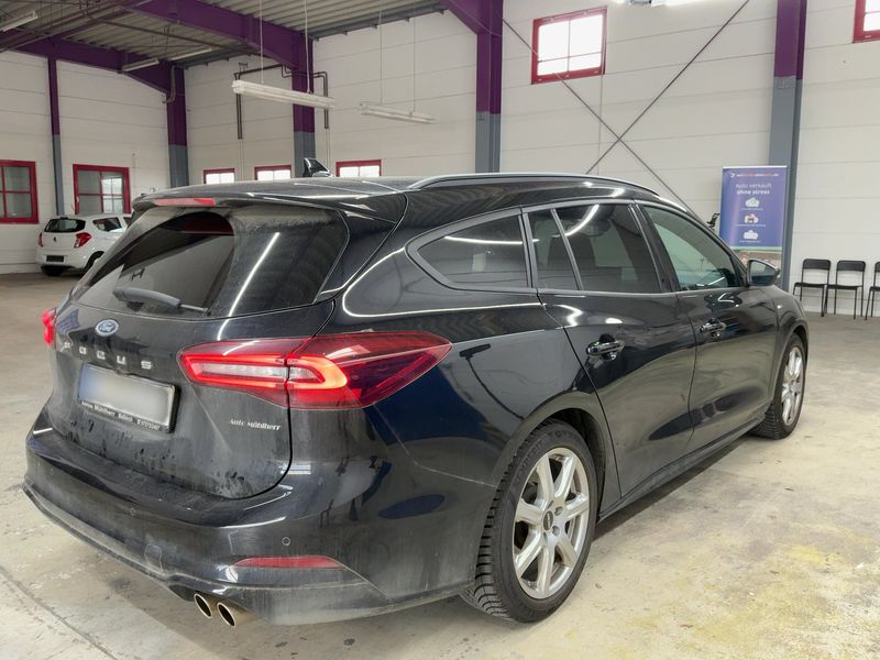 Ford Focus 1.0 EcoBoost Mild-Hybrid ST-Line 2024 – снимка 8