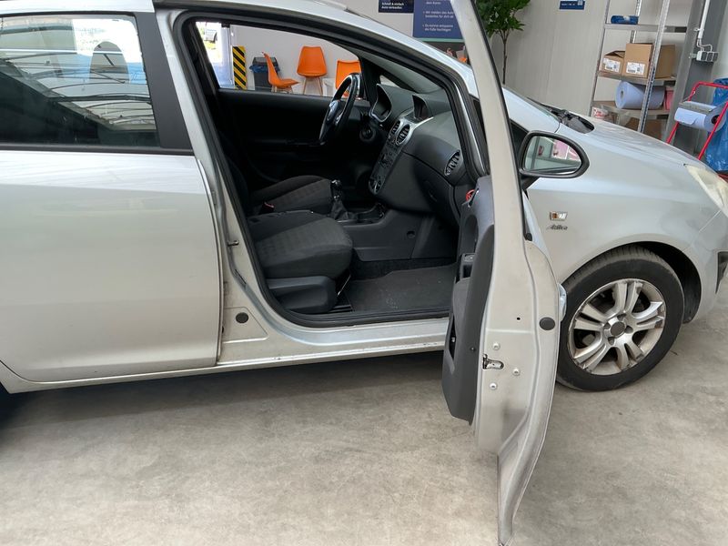 Opel Corsa 1.3 CDTI Active 2013 – снимка 3