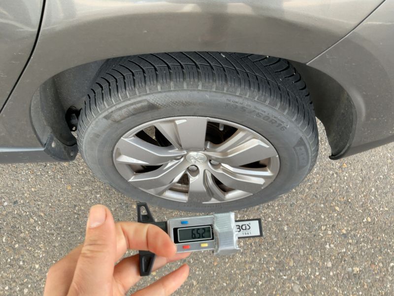 Peugeot 2008 1.2 e-VTi Style 2018 – снимка 5
