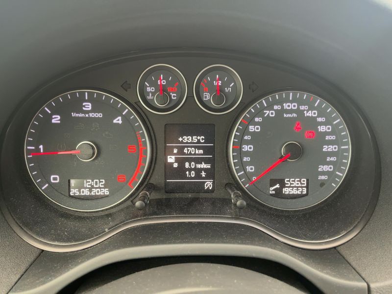 Audi A3 Sportback 2.0 TDI Ambition 2012 – снимка 19
