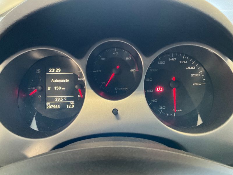 Seat Altea 2.0 TDI I-Tech 2013 – снимка 18