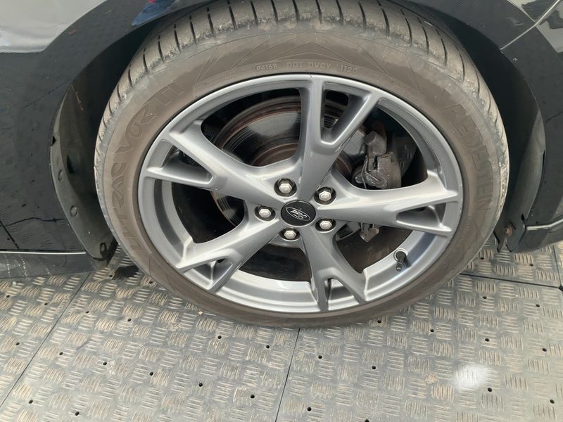 Ford Focus 2.0 TDCi ST-Line 2018 – снимка 11