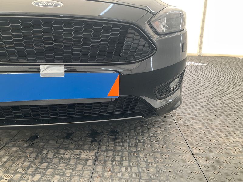 Ford Focus 2.0 TDCi ST-Line 2018 – снимка 28