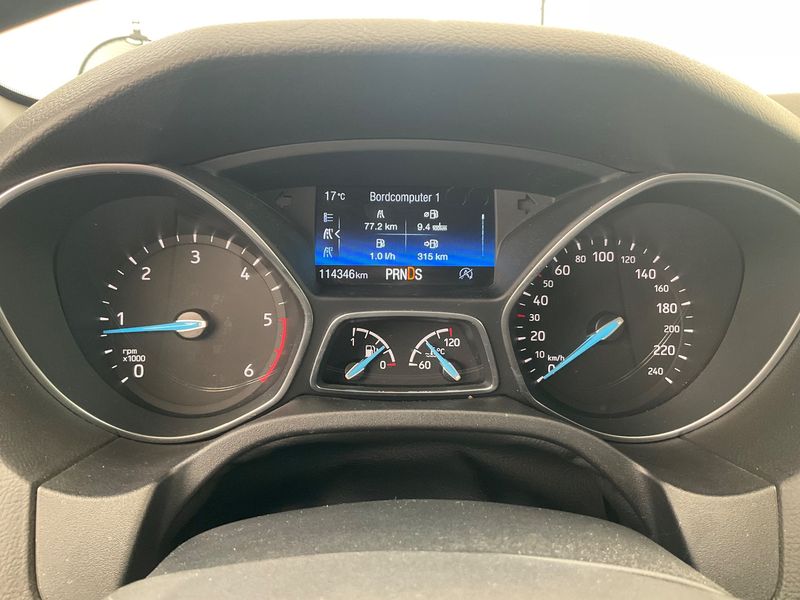 Ford Focus 2.0 TDCi ST-Line 2018 – снимка 19