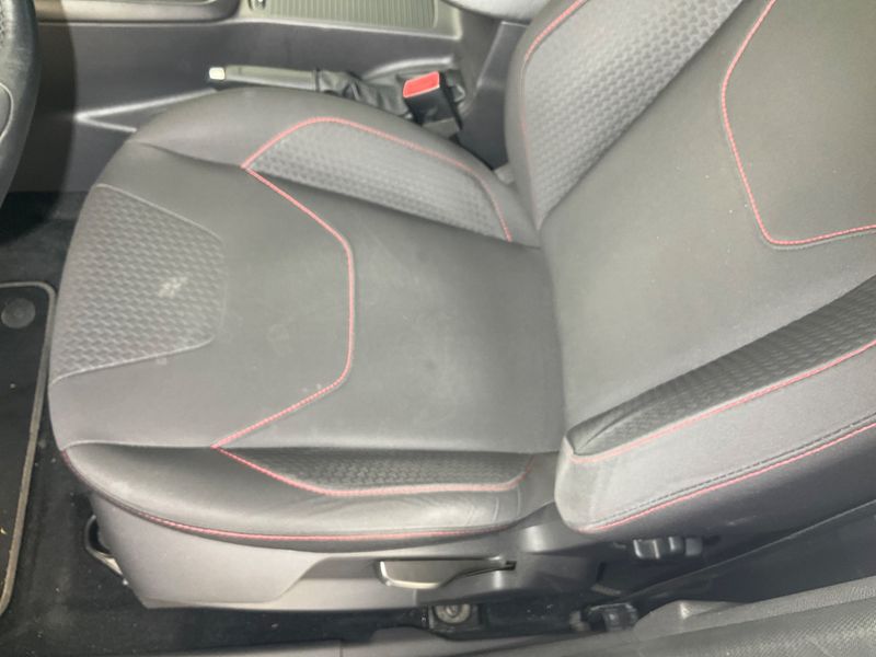 Ford Focus 2.0 TDCi ST-Line 2018 – снимка 22