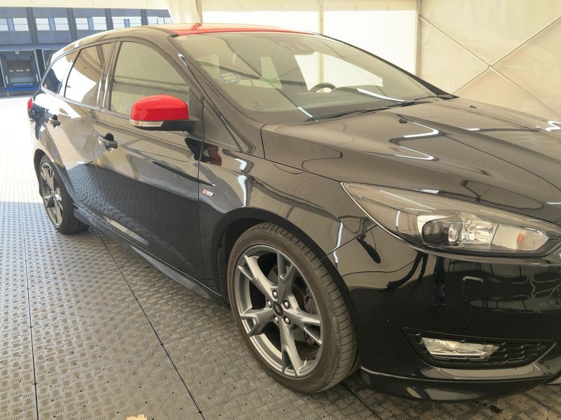 Ford Focus 2.0 TDCi ST-Line 2018 – снимка 12