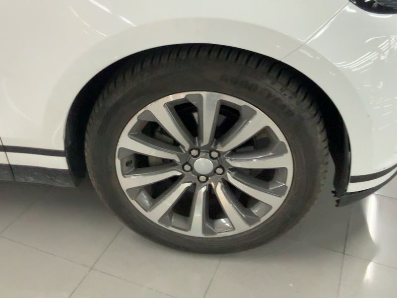 Land Rover Range Rover Velar 2.0 Diesel S 2018 – снимка 11