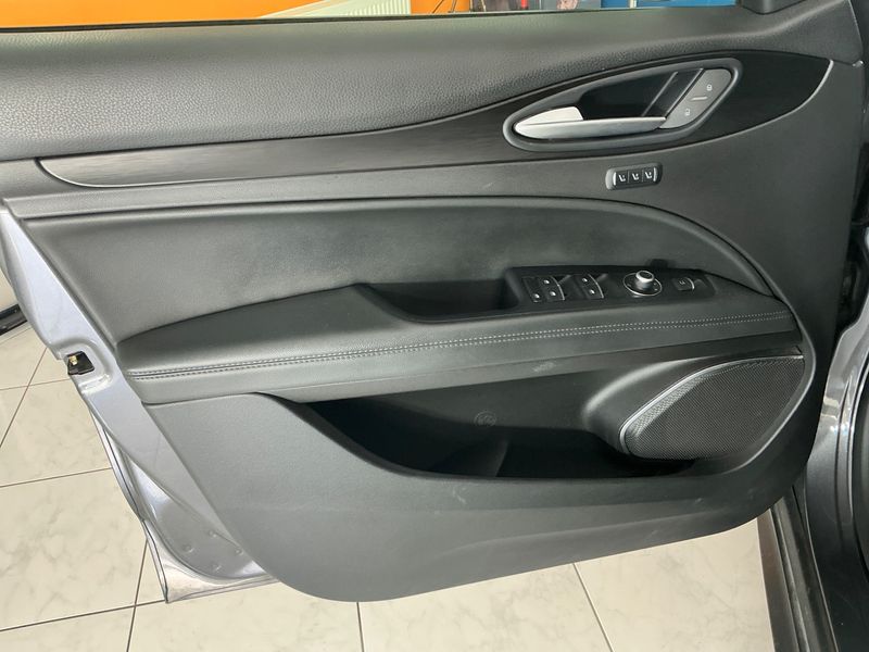 Alfa Romeo Stelvio 2.2 JTDM Super Q4 2018 – снимка 29