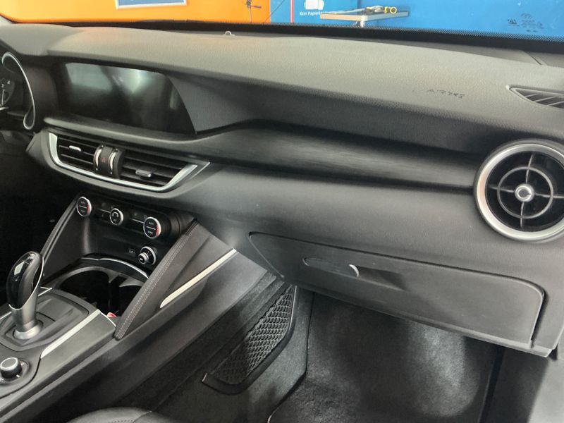 Alfa Romeo Stelvio 2.2 JTDM Super Q4 2018 – снимка 35