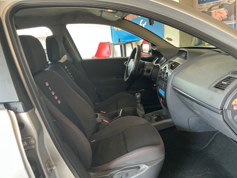Renault Megane 1.5 dCi L'Equipe 2007 – снимка 3