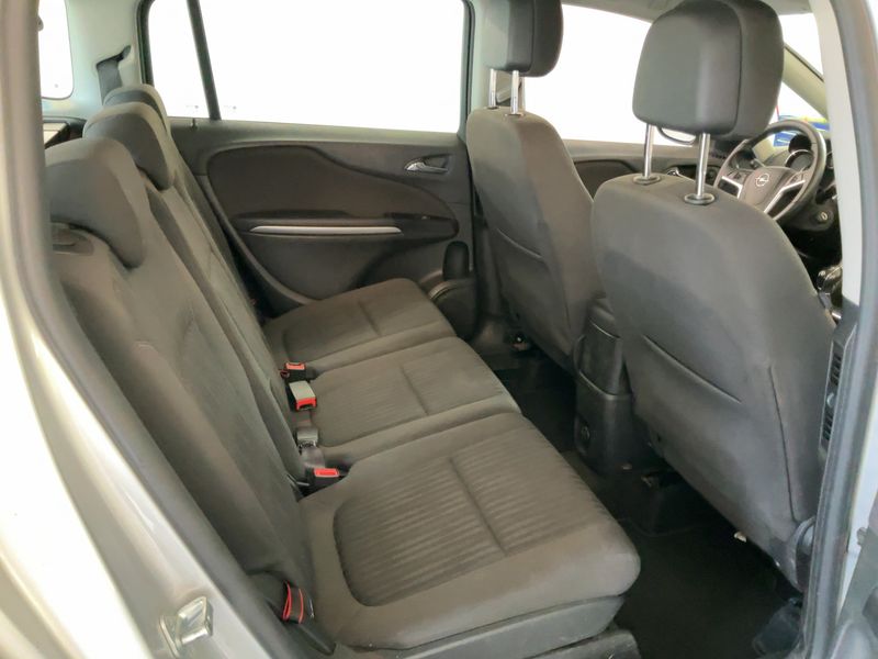 Opel Zafira Tourer 1.4 Turbo Edition 2014 – снимка 19