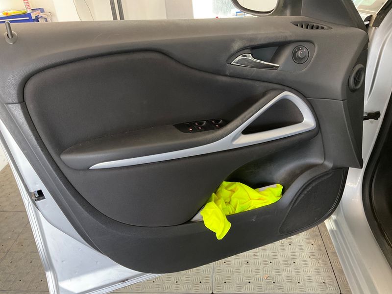 Opel Zafira Tourer 1.4 Turbo Edition 2014 – снимка 36