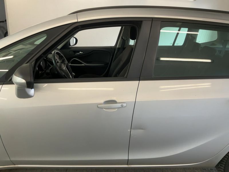 Opel Zafira Tourer 1.4 Turbo Edition 2014 – снимка 4