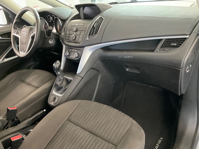 Opel Zafira Tourer 1.4 Turbo Edition 2014 – снимка 34