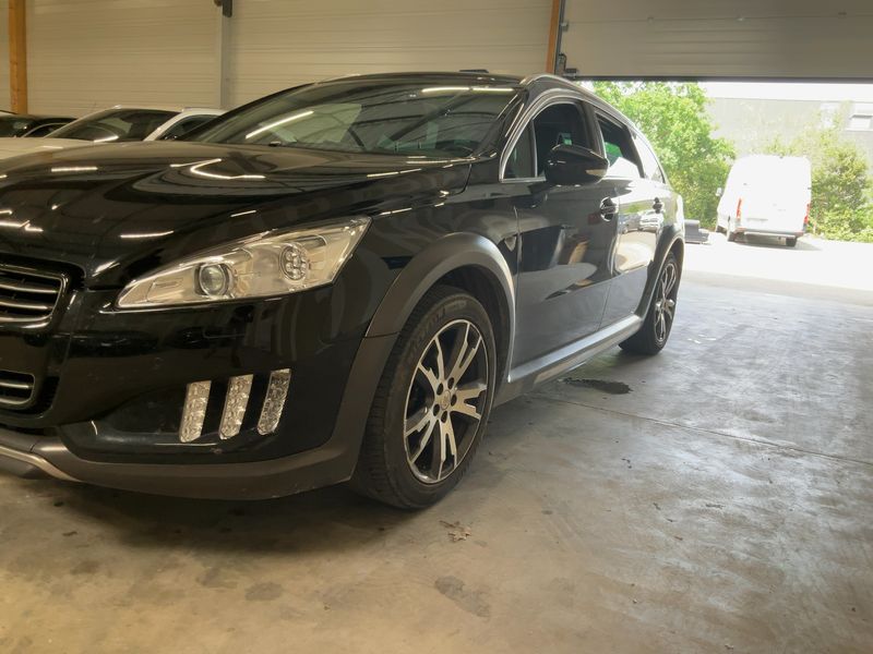 Peugeot 508 2.0 HDi Hybrid4 RXH 2013 – снимка 2
