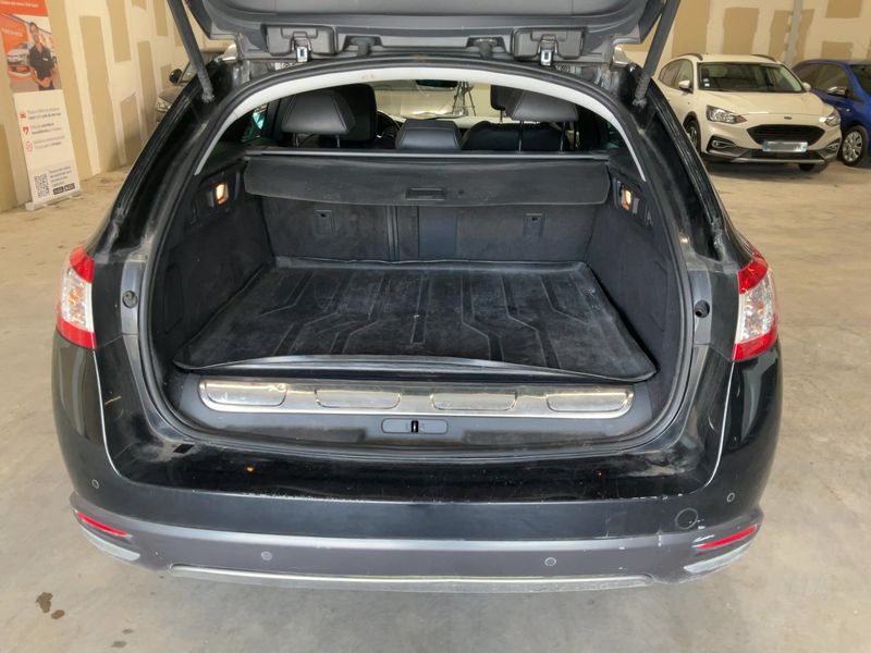 Peugeot 508 2.0 HDi Hybrid4 RXH 2013 – снимка 15