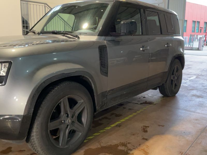Land Rover Defender D250 Mild-Hybrid 110 S X-Dynamic 2021 – снимка 2