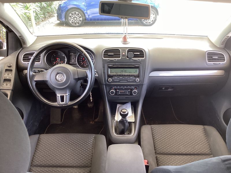 Volkswagen Golf VI 2.0 TDI Advance 2008 – снимка 17