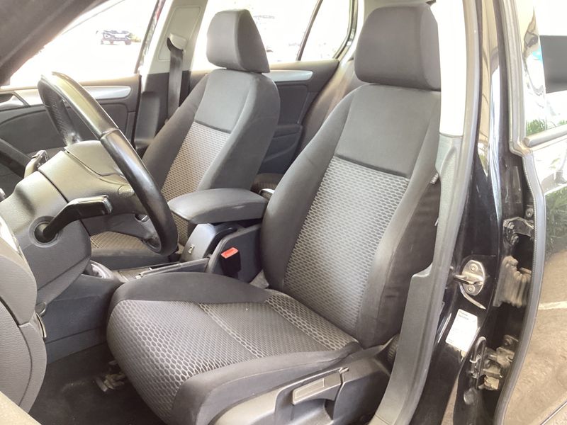 Volkswagen Golf VI 2.0 TDI Advance 2008 – снимка 27