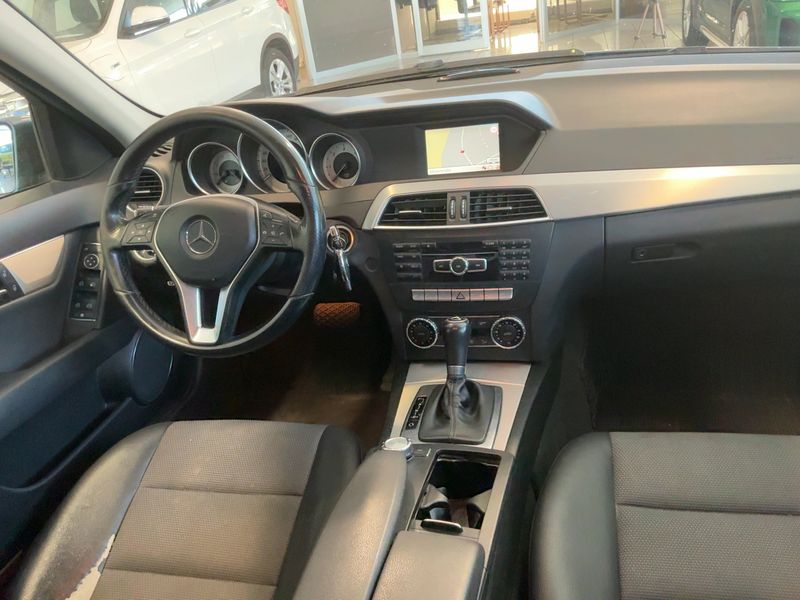 Mercedes-Benz C-Klasse C 220 CDI T BlueEfficiency Avantgarde 2013 – снимка 17