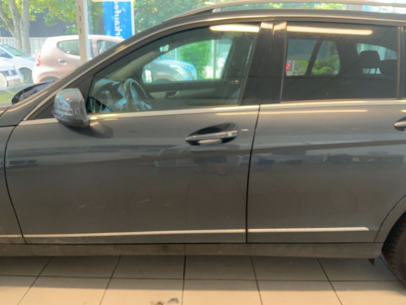 Mercedes-Benz C-Klasse C 220 CDI T BlueEfficiency Avantgarde 2013 – снимка 4