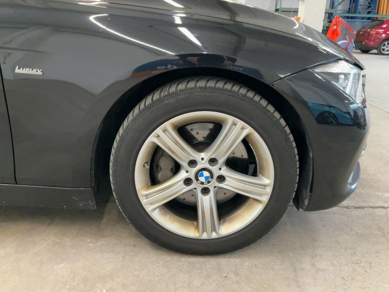 BMW 3er 335d xDrive Luxury Line 2016 – снимка 11