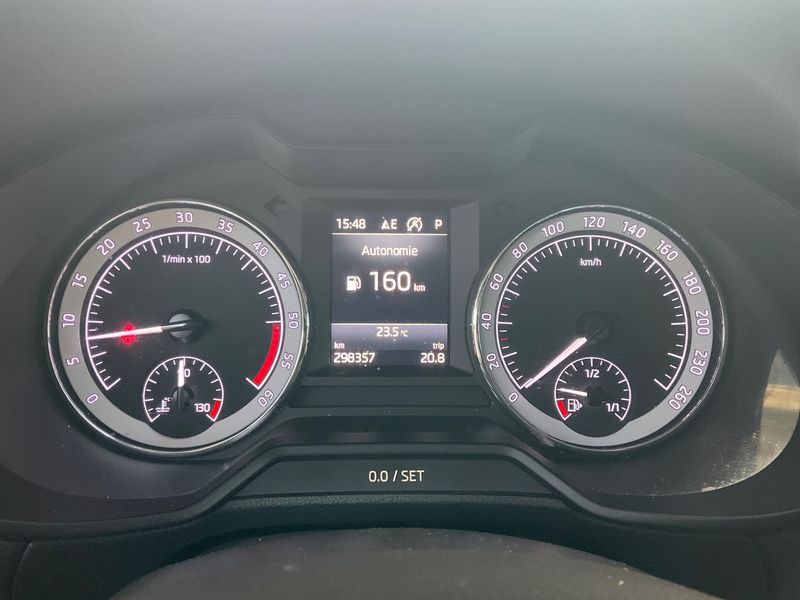 Skoda Octavia 2.0 TDI Clever 2019 – снимка 19