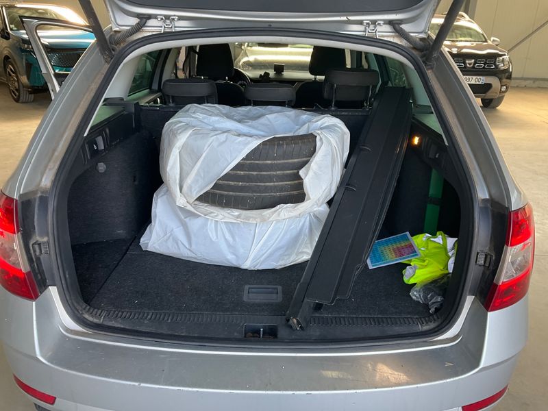 Skoda Octavia 2.0 TDI Clever 2019 – снимка 37