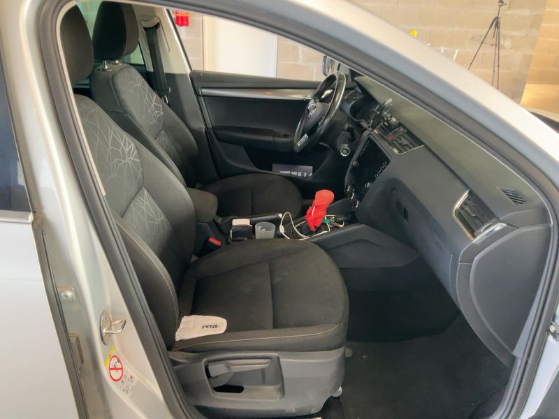 Skoda Octavia 2.0 TDI Clever 2019 – снимка 17