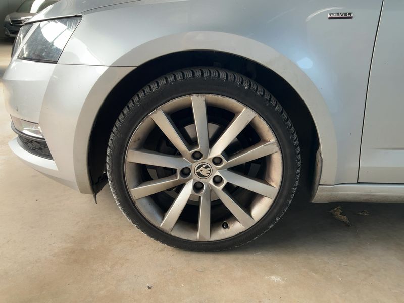 Skoda Octavia 2.0 TDI Clever 2019 – снимка 3