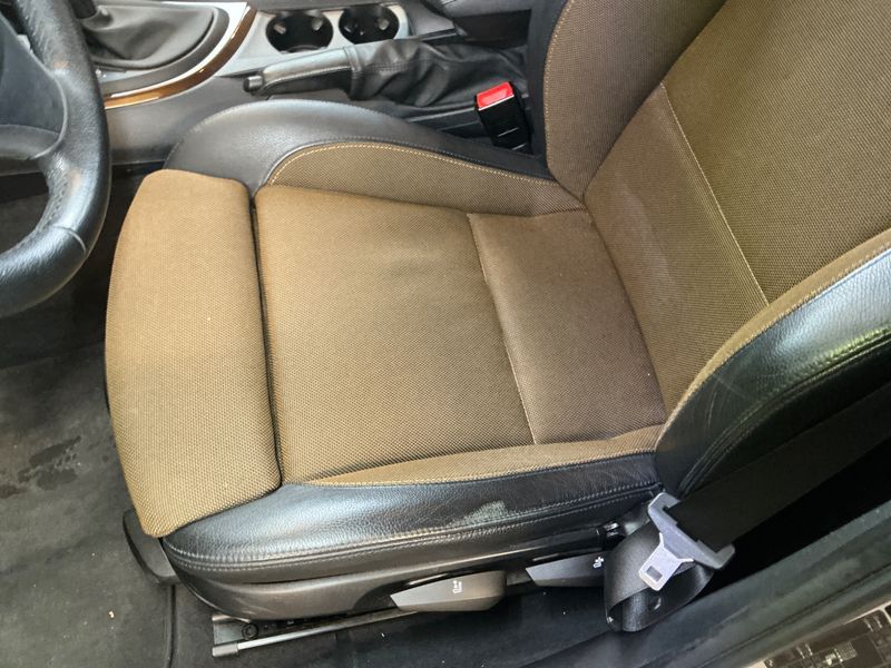 BMW 1er 118i 2011 – снимка 35