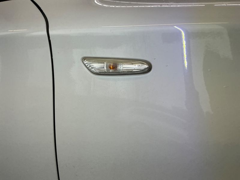 BMW 1er 118i 2011 – снимка 24