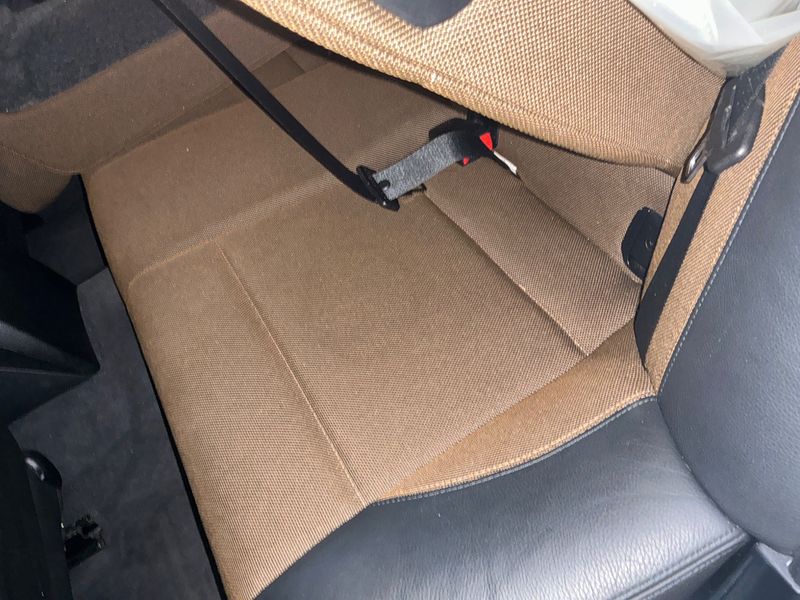 BMW 1er 118i 2011 – снимка 37