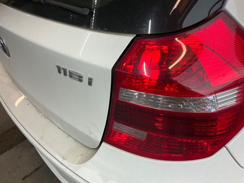 BMW 1er 118i 2011 – снимка 44
