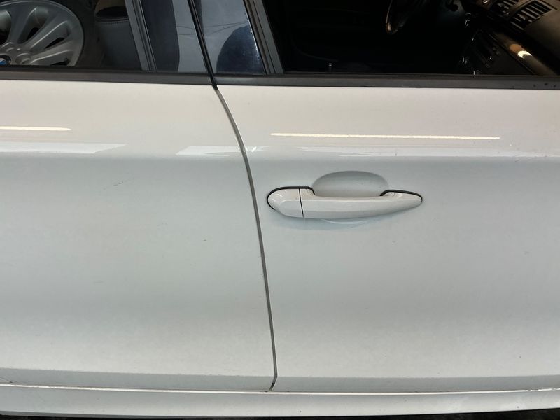 BMW 1er 118i 2011 – снимка 25
